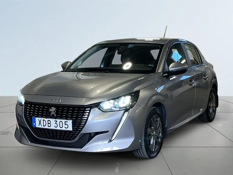 Peugeot 208 2021