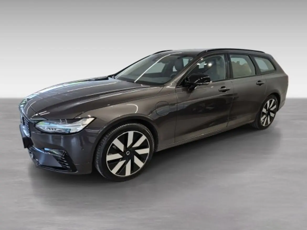 Volvo V90 2026