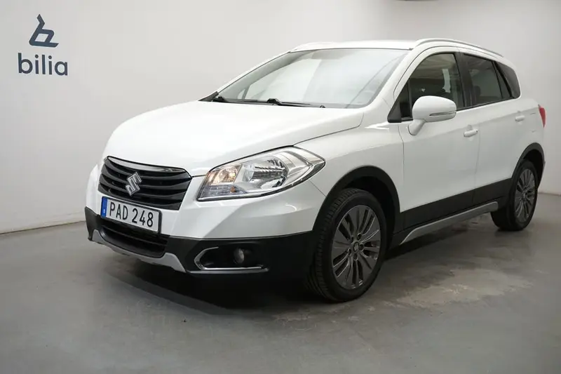 Suzuki S-Cross 2016