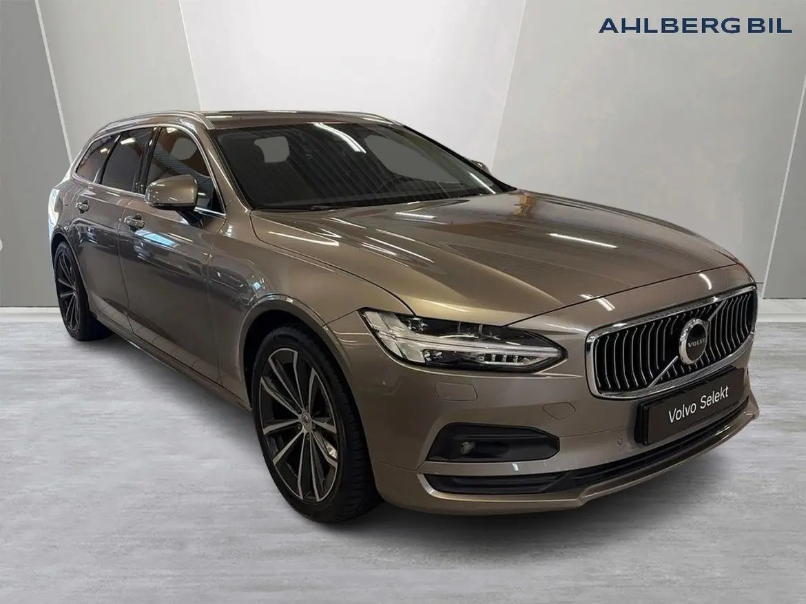 Volvo V90 2021