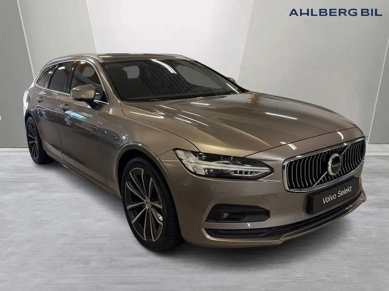 Volvo V90 2021