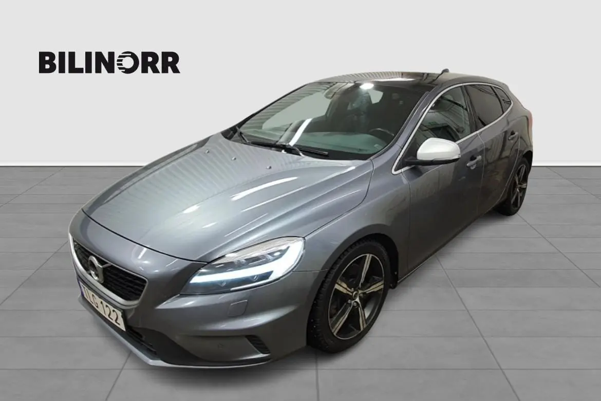 Volvo V40 2017