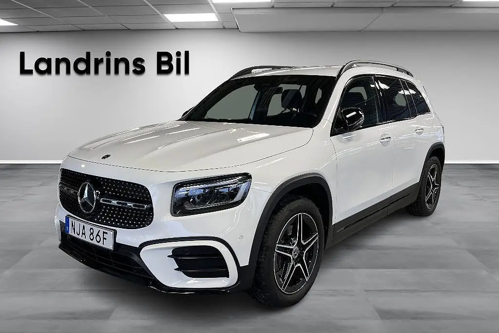 Mercedes-Benz GLB 2025