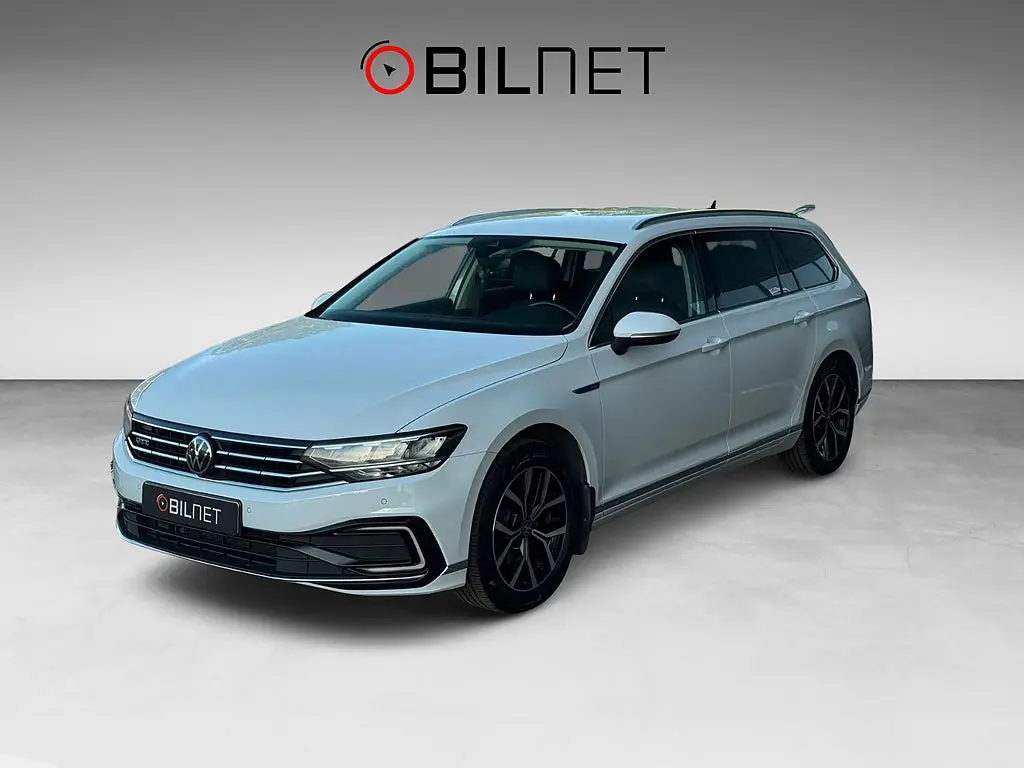 Volkswagen Passat 2023