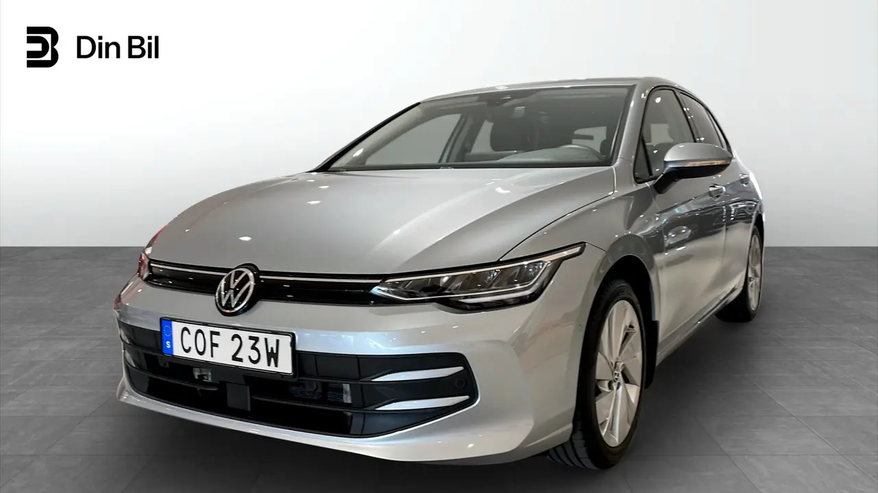 Volkswagen Golf 2025