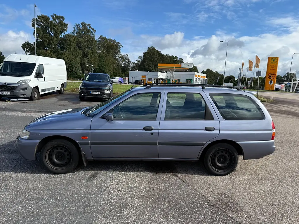 Ford Escort 1998