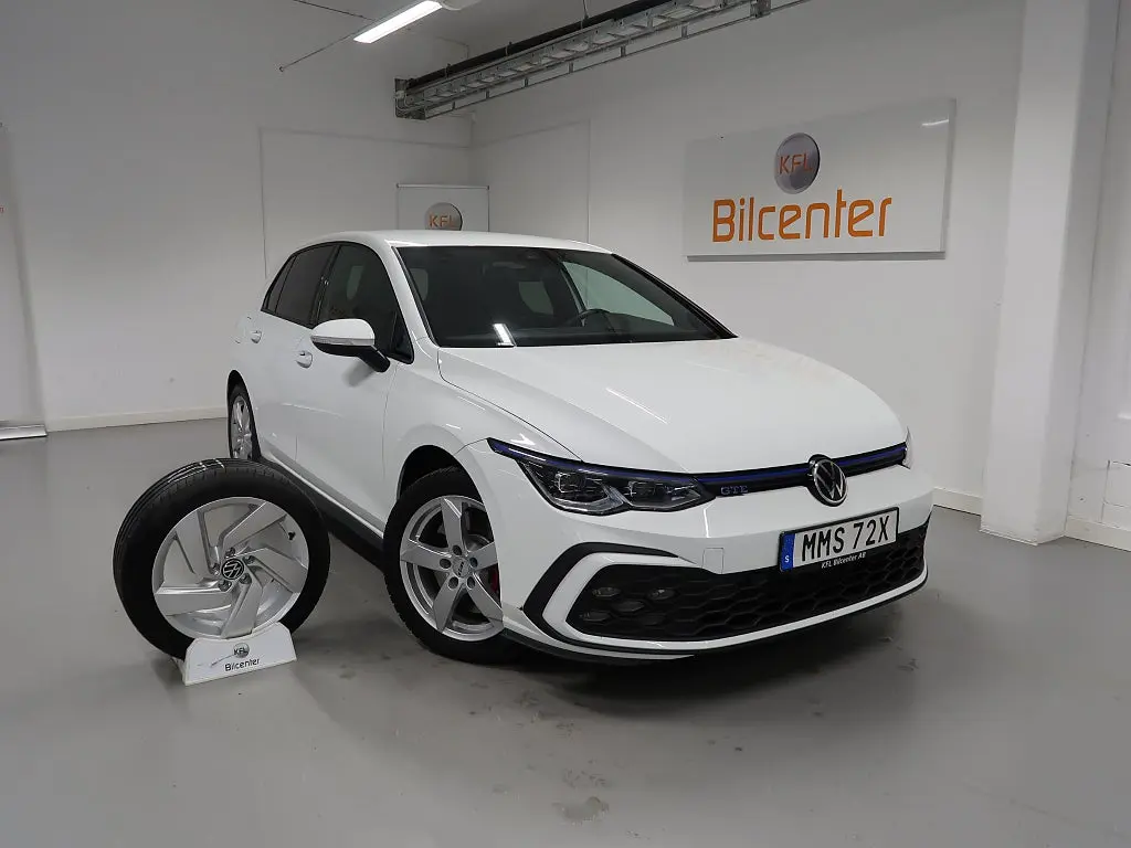 Volkswagen Golf 2021