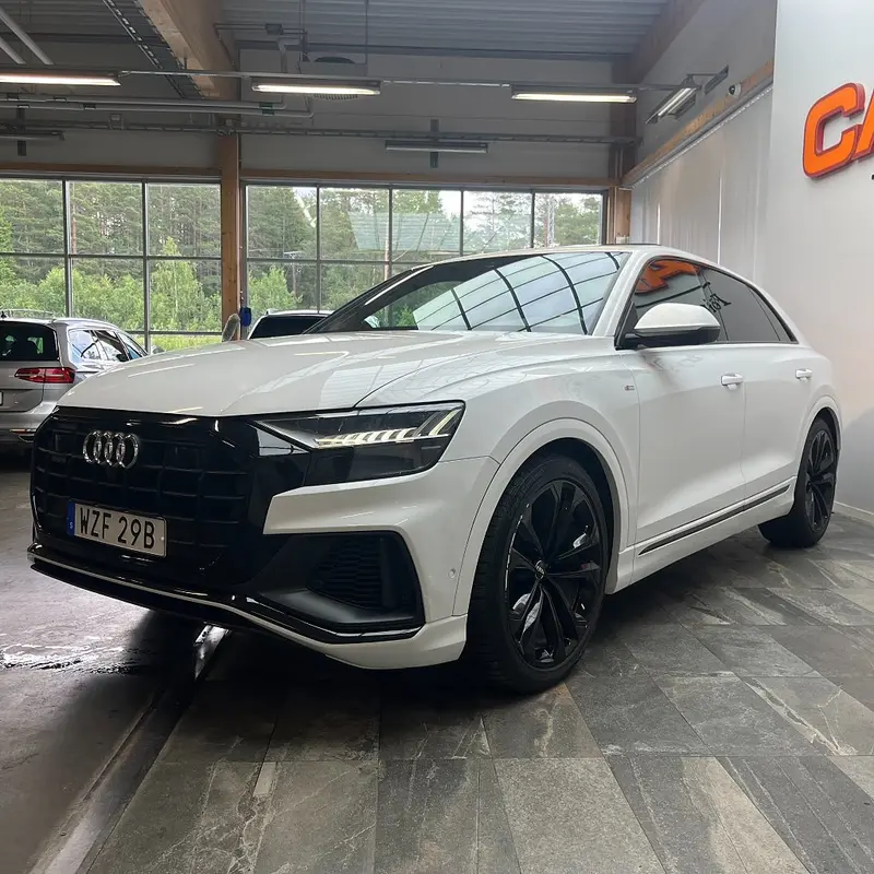 Audi Q8 2020