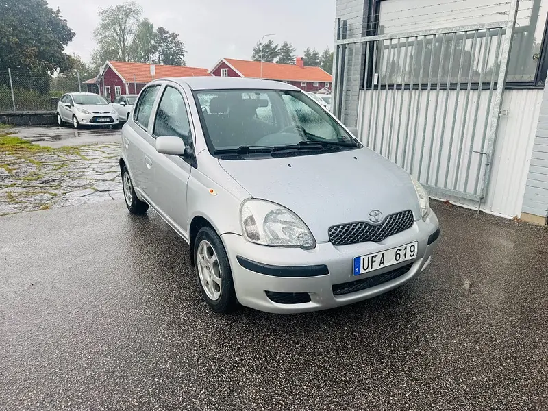Toyota Yaris 2003