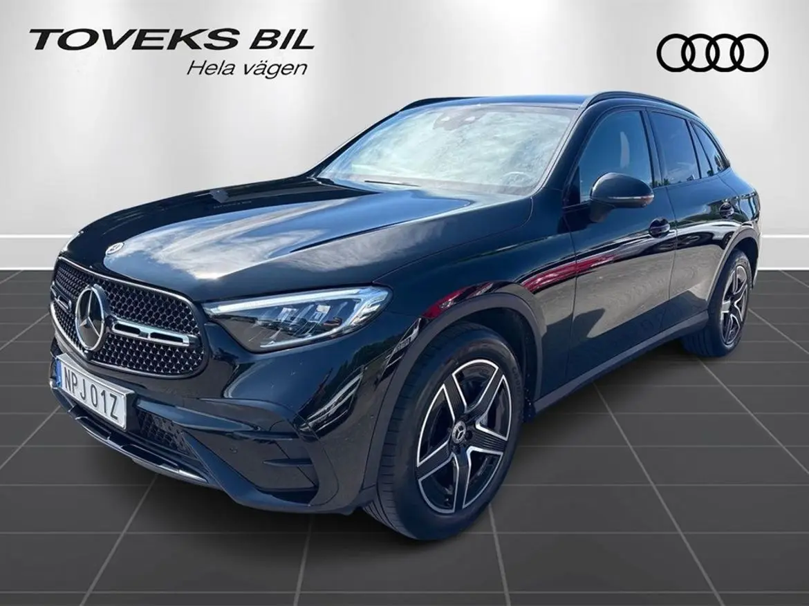 Mercedes-Benz GLC 2023