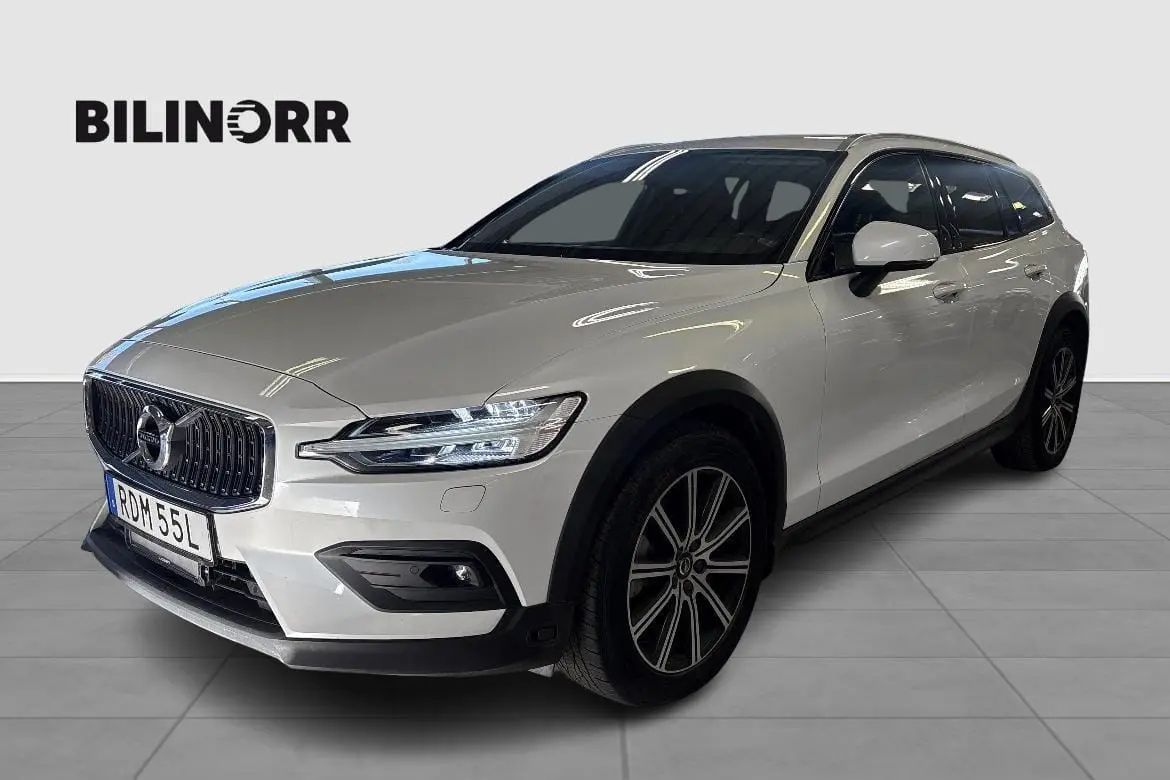 Volvo V60 2022