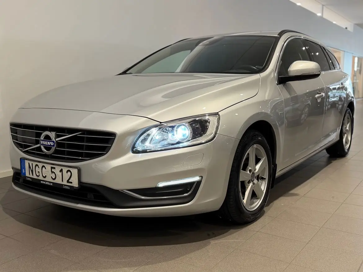 Volvo V60 2017