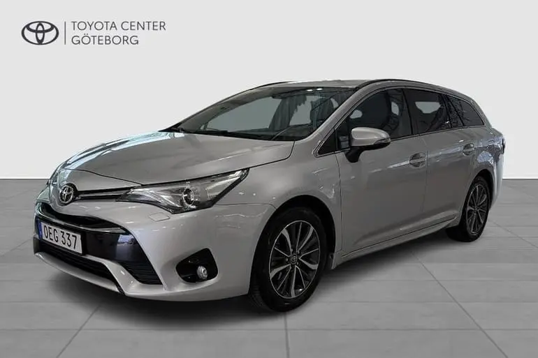 Toyota Avensis 2016