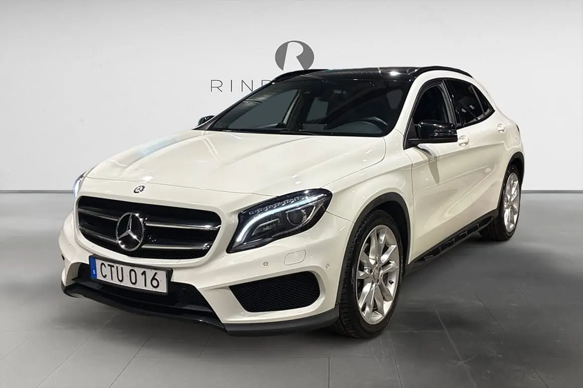 Mercedes-Benz GLA 2014