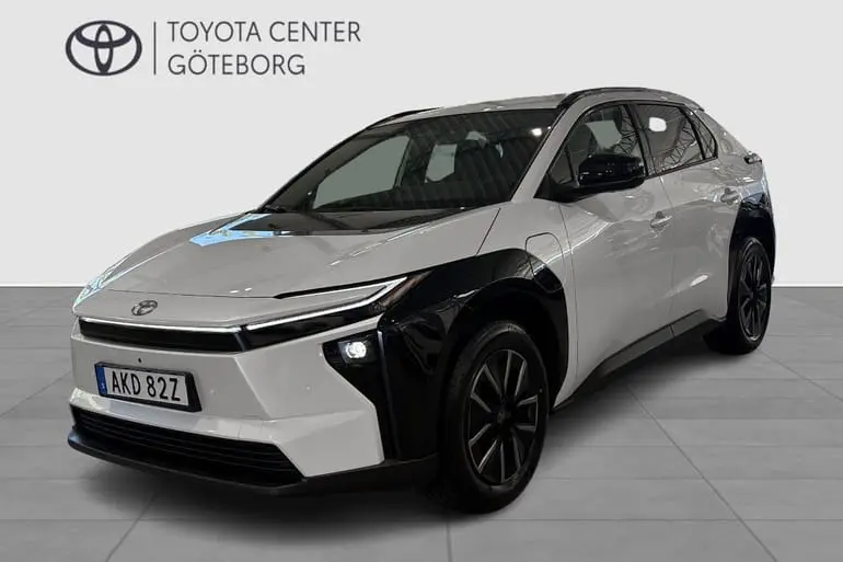 Toyota bZ4X 2025