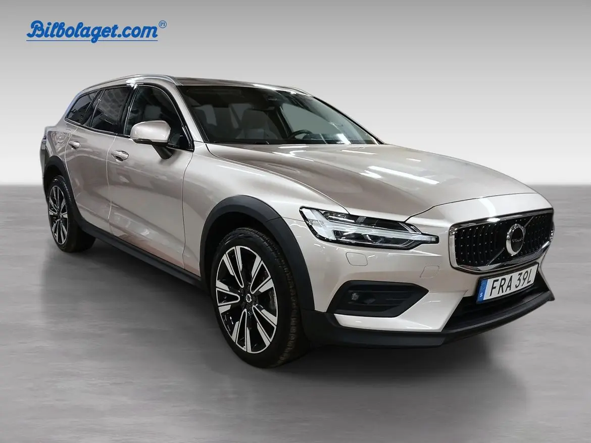 Volvo V60 2024