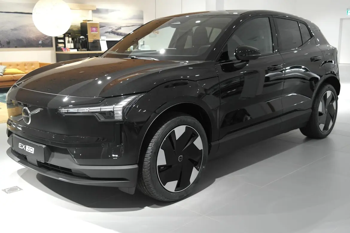 Volvo EX30 2026