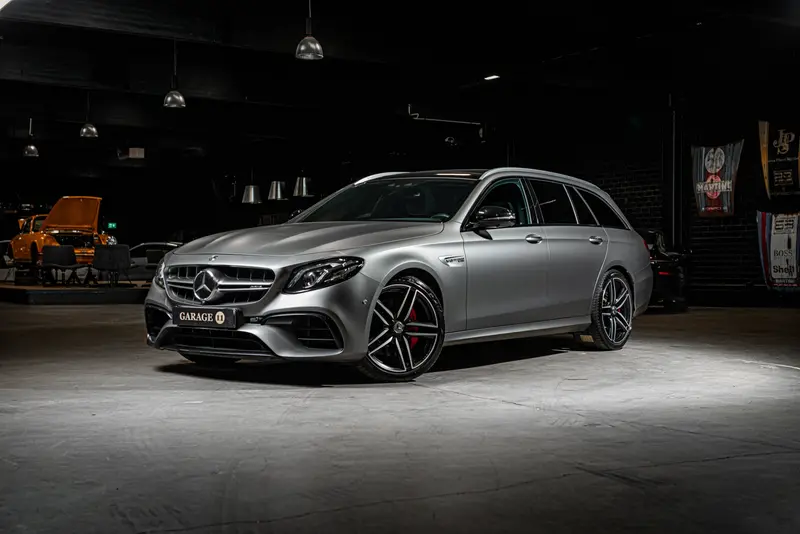 Mercedes-Benz E-Klass 