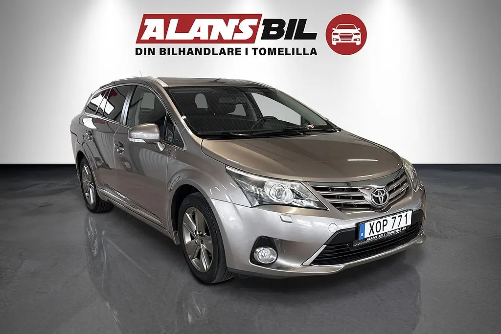 Toyota Avensis 2014