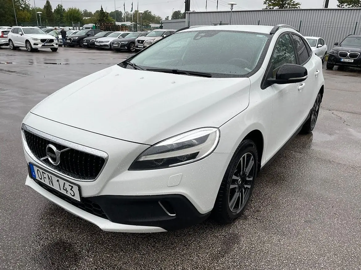 Volvo V40 2017