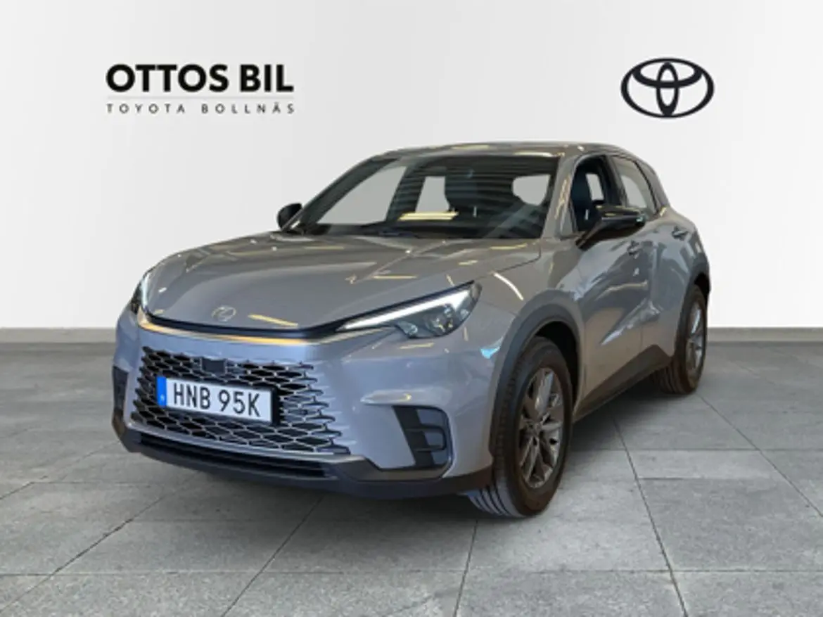 Lexus LBX 2025