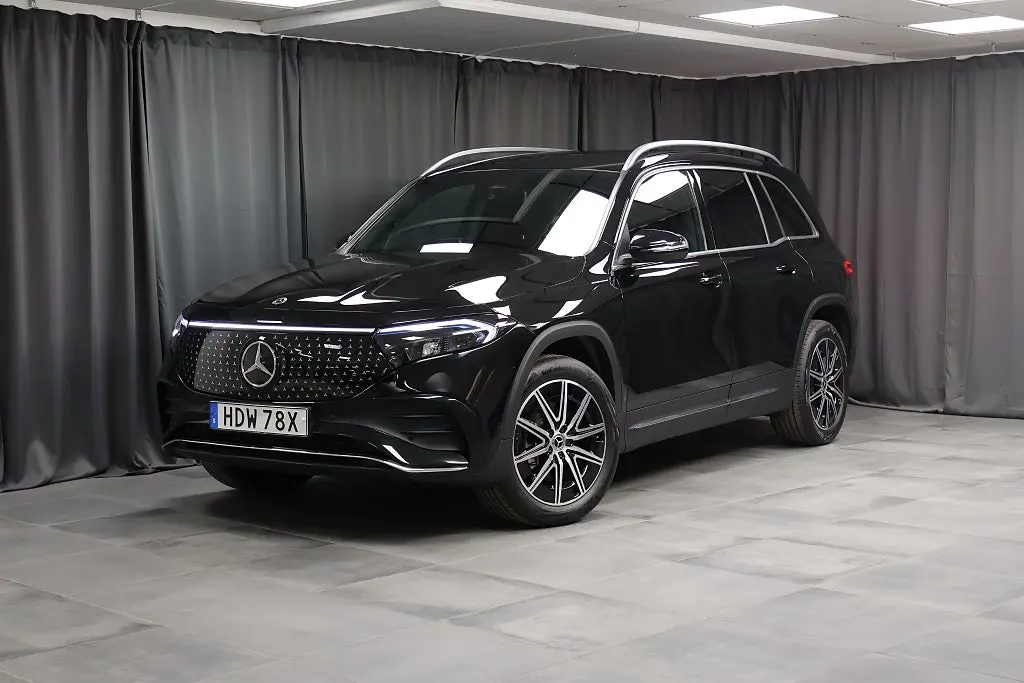 Mercedes-Benz EQB 2026