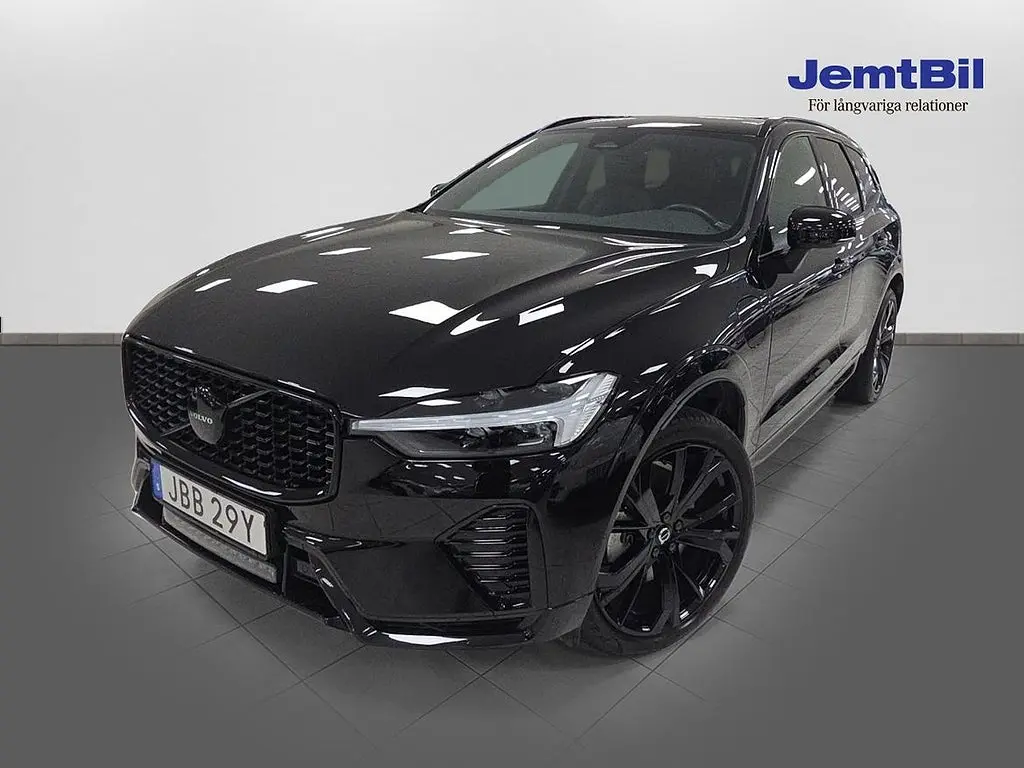 Volvo XC60 2025
