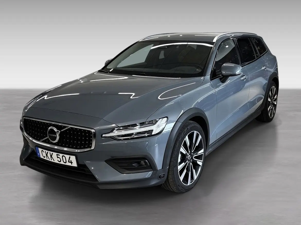 Volvo V60 2024