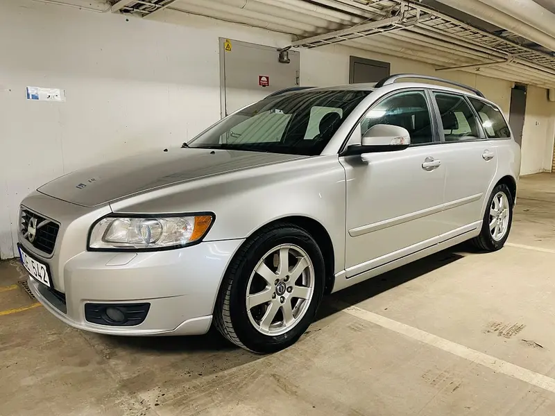 Volvo V50 2011