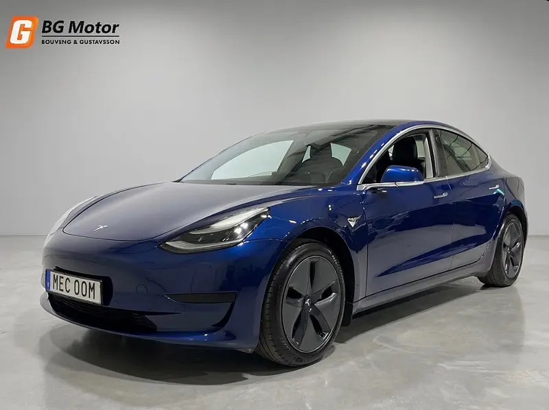 Tesla Model 3 2020