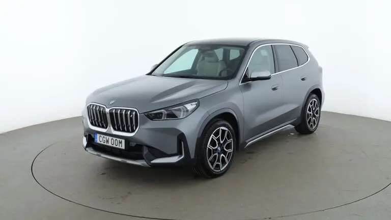 BMW iX1 2023