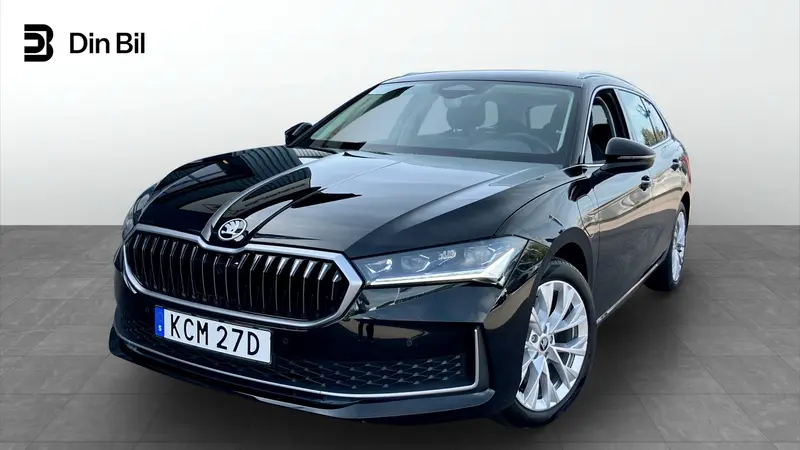 Skoda Superb 2025
