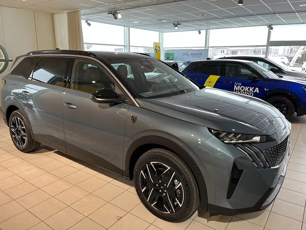 Peugeot 5008 2025