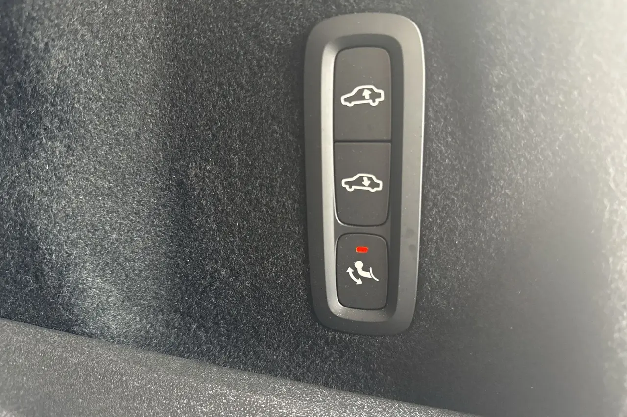 Volvo XC60 2026