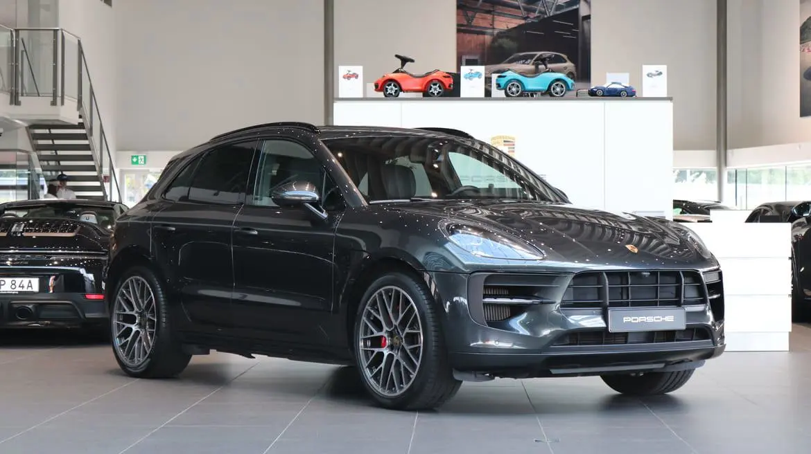 Porsche Macan 2021