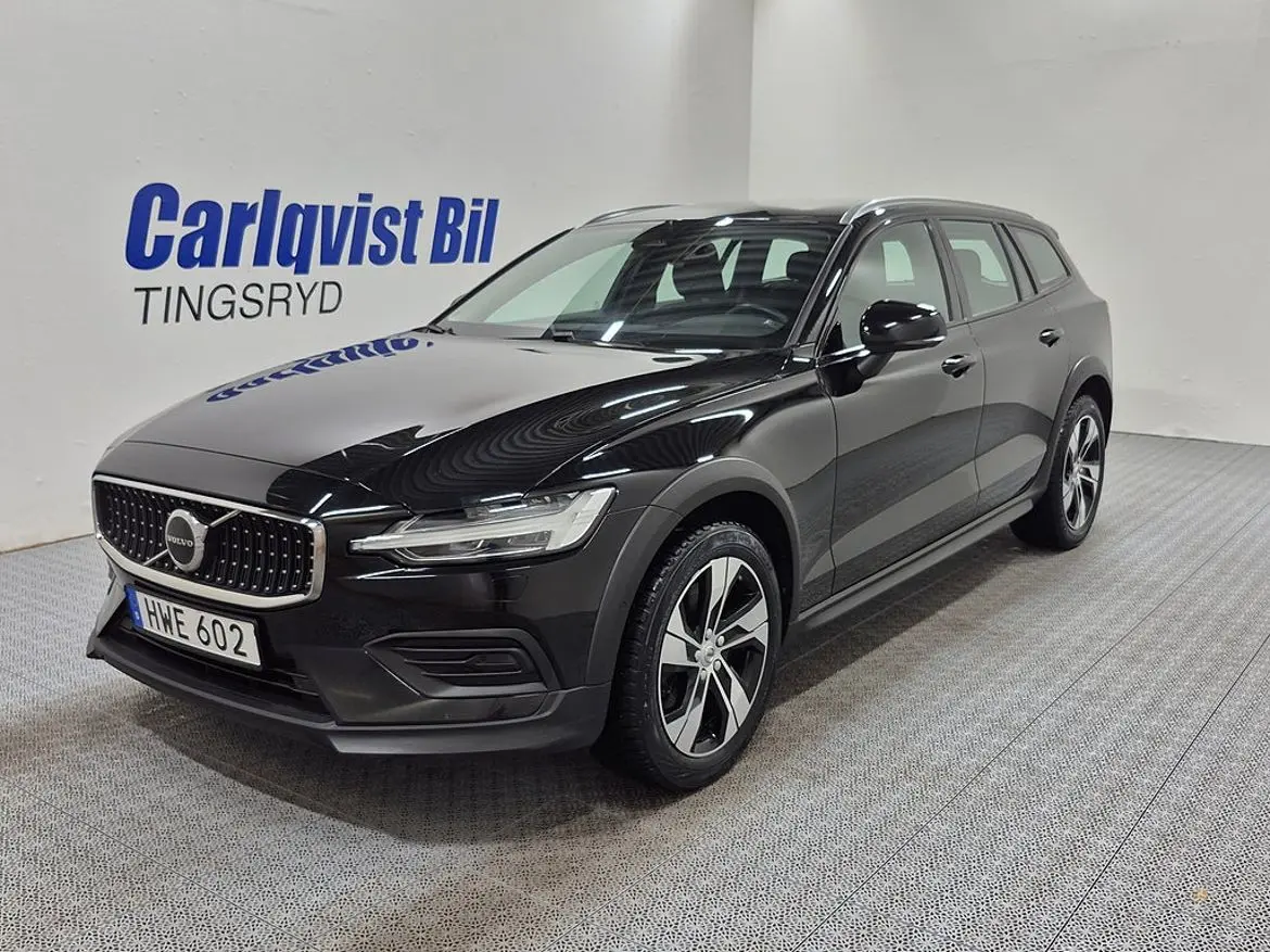Volvo V60 2023