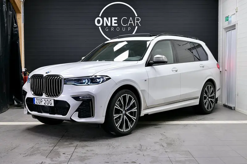 BMW X7 2021