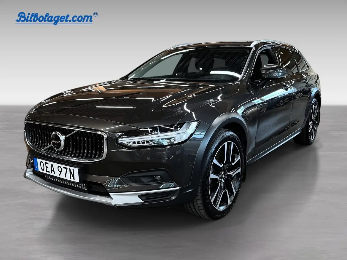 Volvo V90 2023