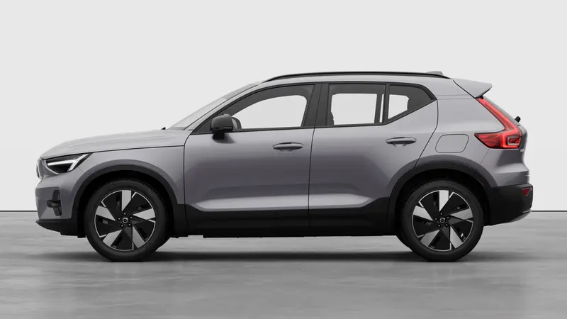 Volvo EX40 2026