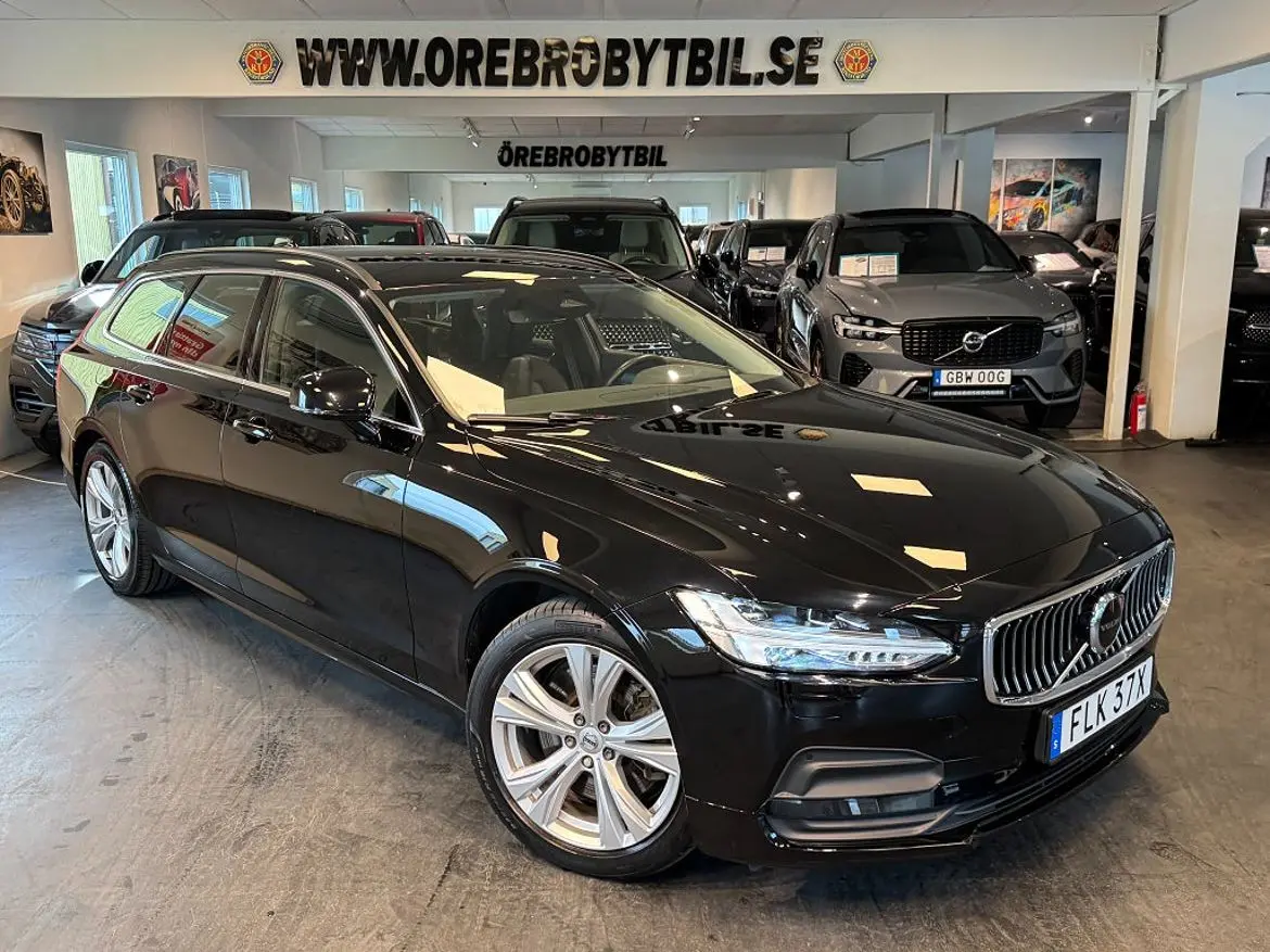 Volvo V90 2023