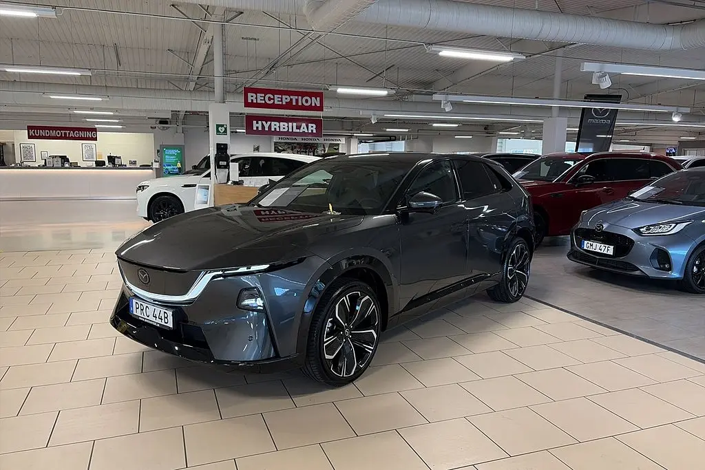 Mazda CX-6e, 2026