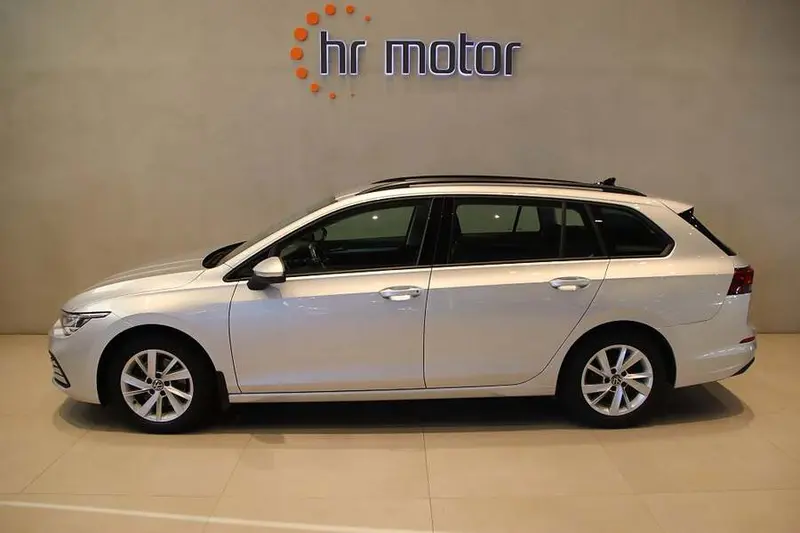 Volkswagen Golf 2023