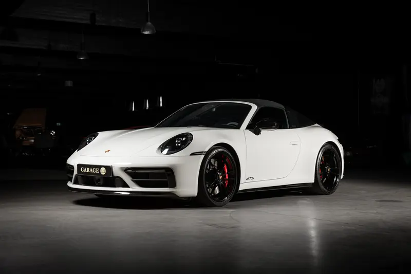 Porsche 992 