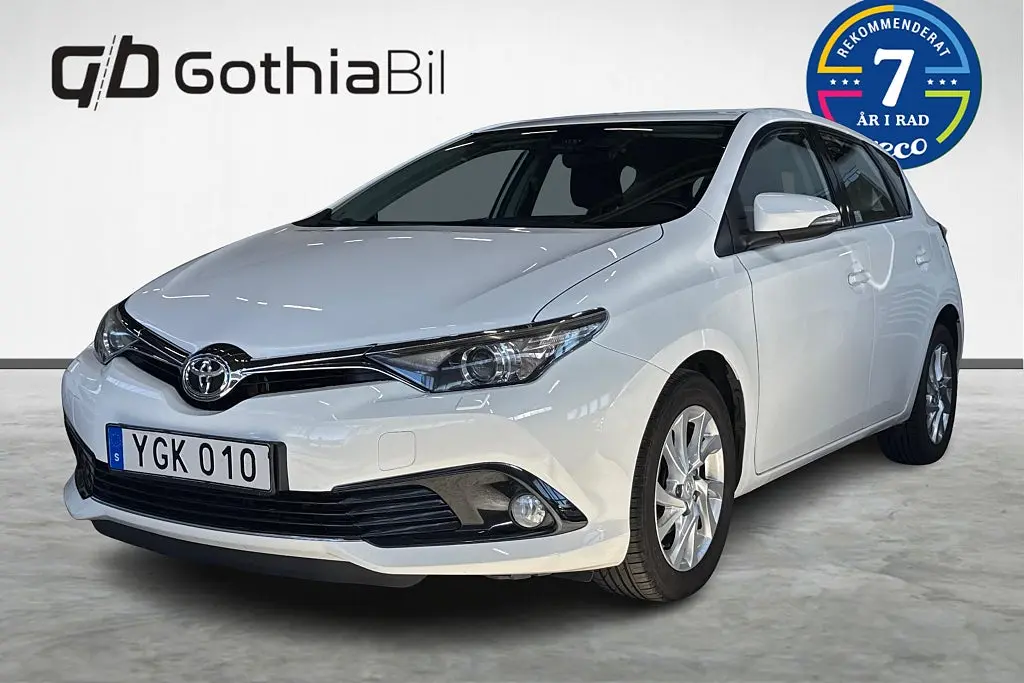Toyota Auris 2016