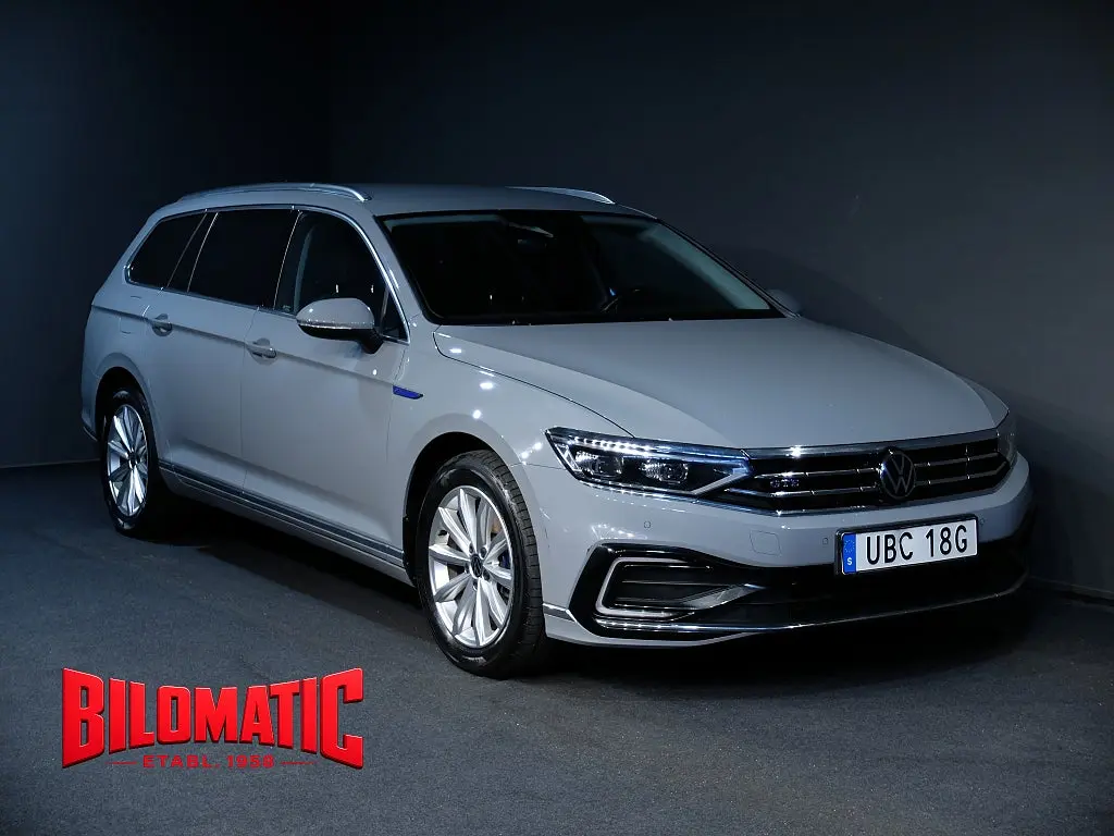 Volkswagen Passat 2023