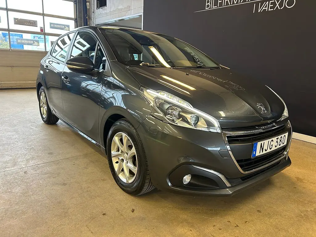 Peugeot 208 2016