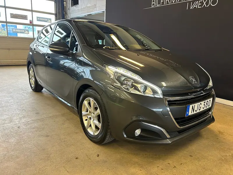 Peugeot 208 2016