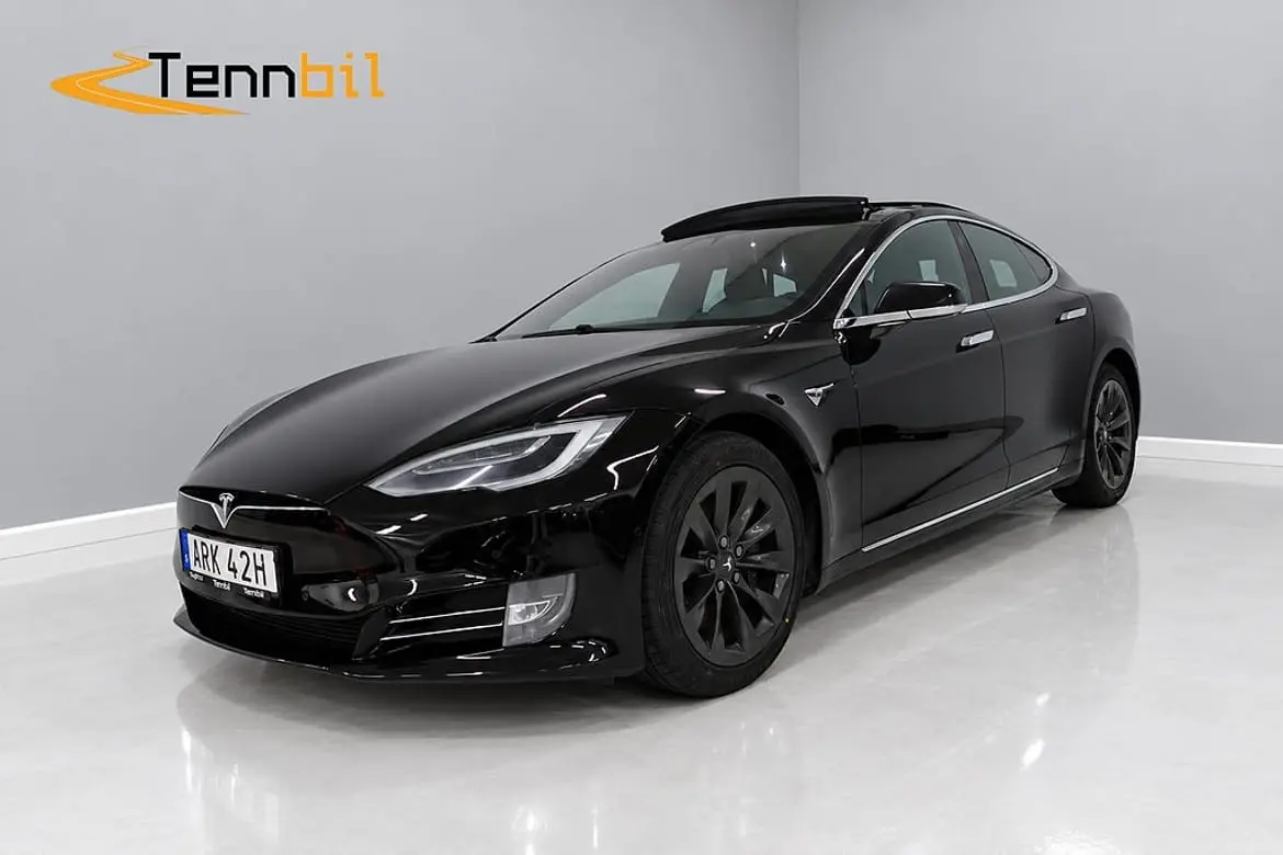 Tesla Model S 2018