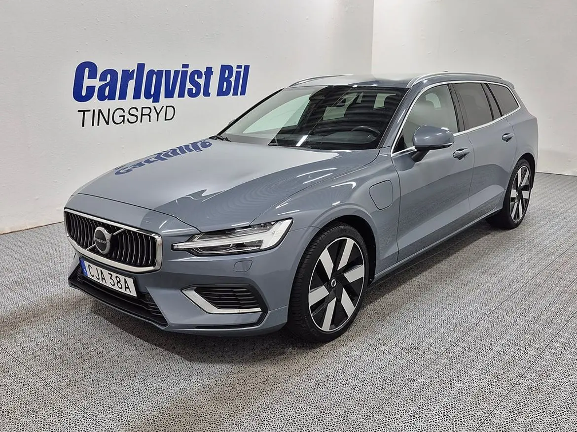 Volvo V60 2024