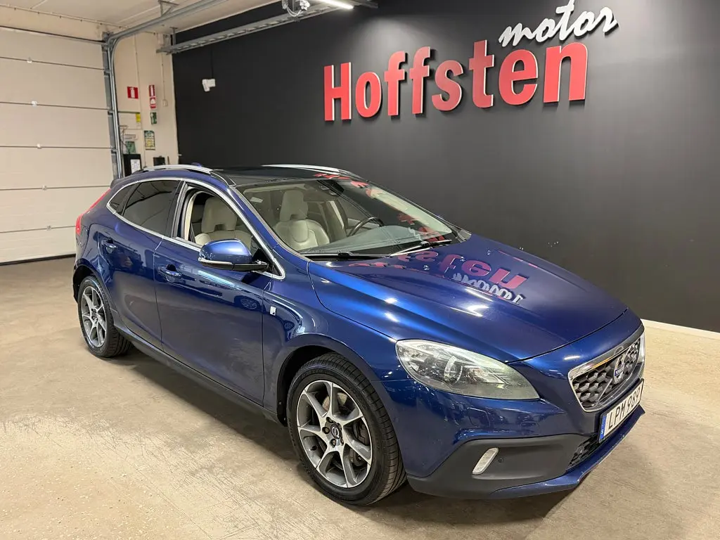 Volvo V40 2015